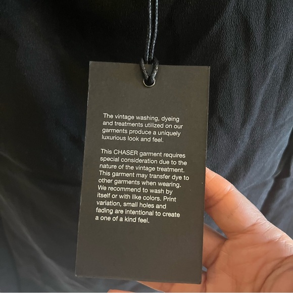 Chaser Silk Crepe Dolman Top Size Medium Black Fits Oversized NWT - Picture 8 of 8